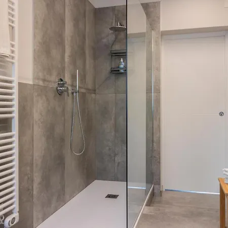 Casa Belfiore, Ospitar *